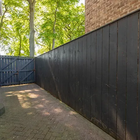 Ferienhaus Large House For Groups With Huge Driveway - Free Parking