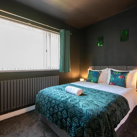 Ferienhaus Large House For Groups With Huge Driveway - Free Parking *